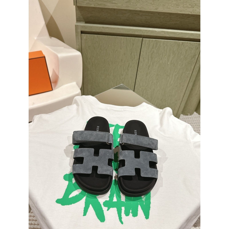 H**mes slippers